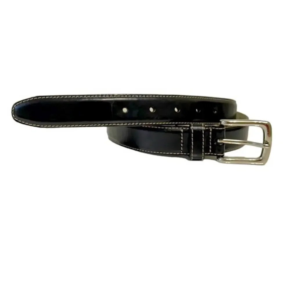 J. Crew men’s Size 40 black leather belt.‎ Solid brass silver buckle. EUC
